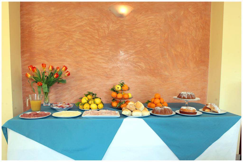 Hotel Iside Pompei Luaran gambar