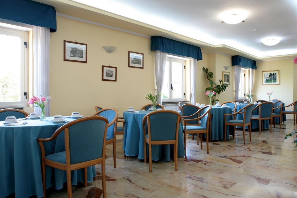 Hotel Iside Pompei Luaran gambar