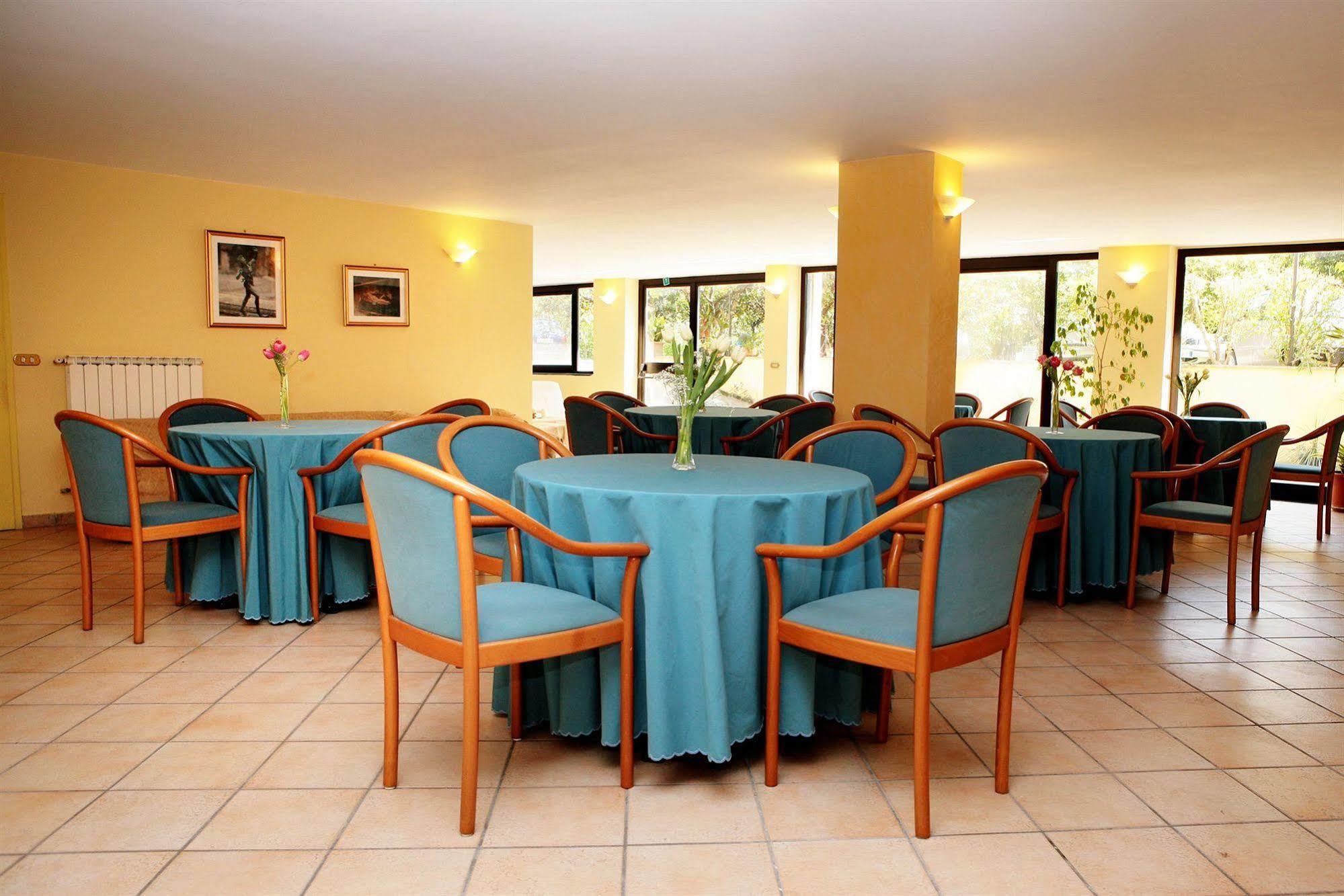 Hotel Iside Pompei Luaran gambar