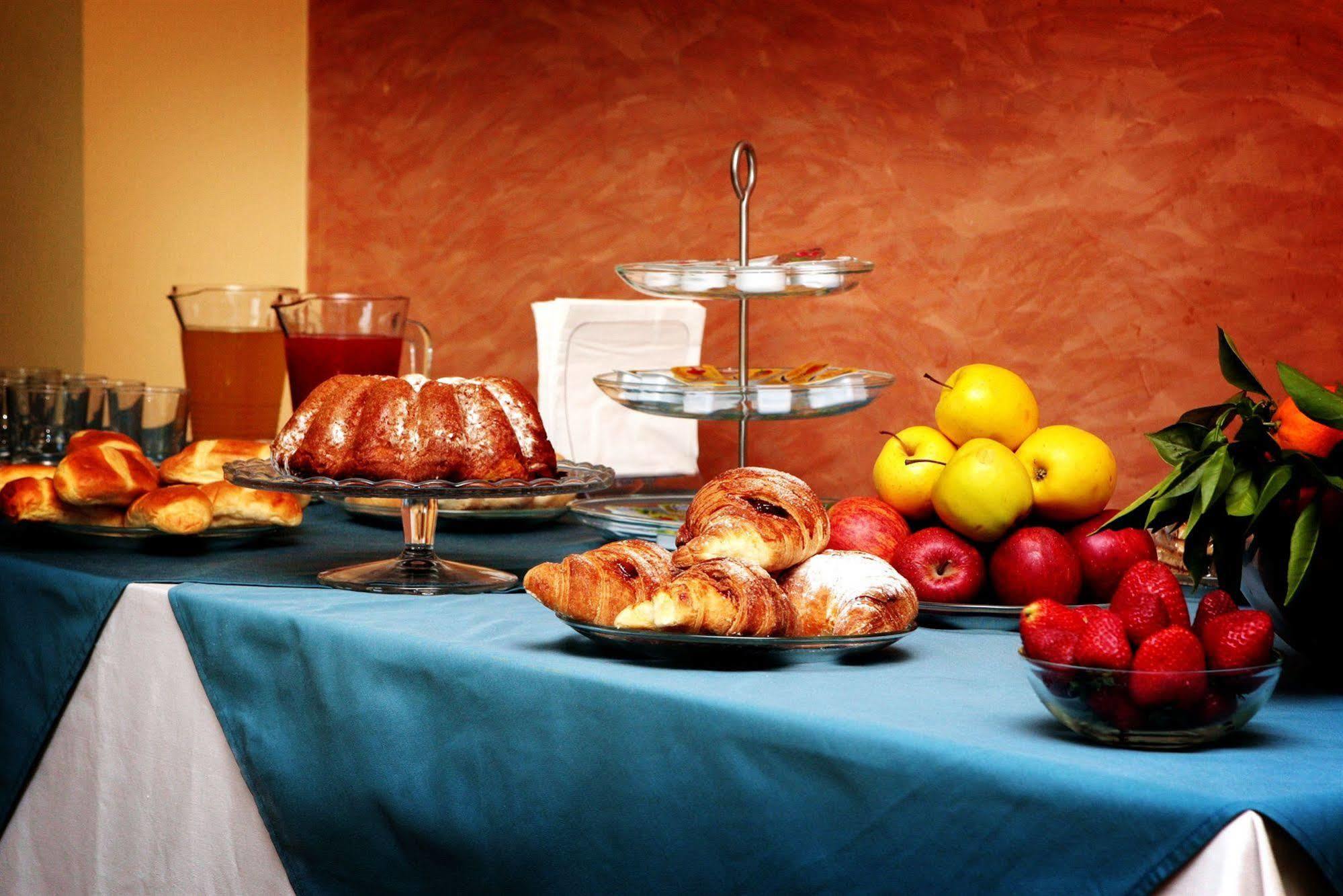 Hotel Iside Pompei Luaran gambar