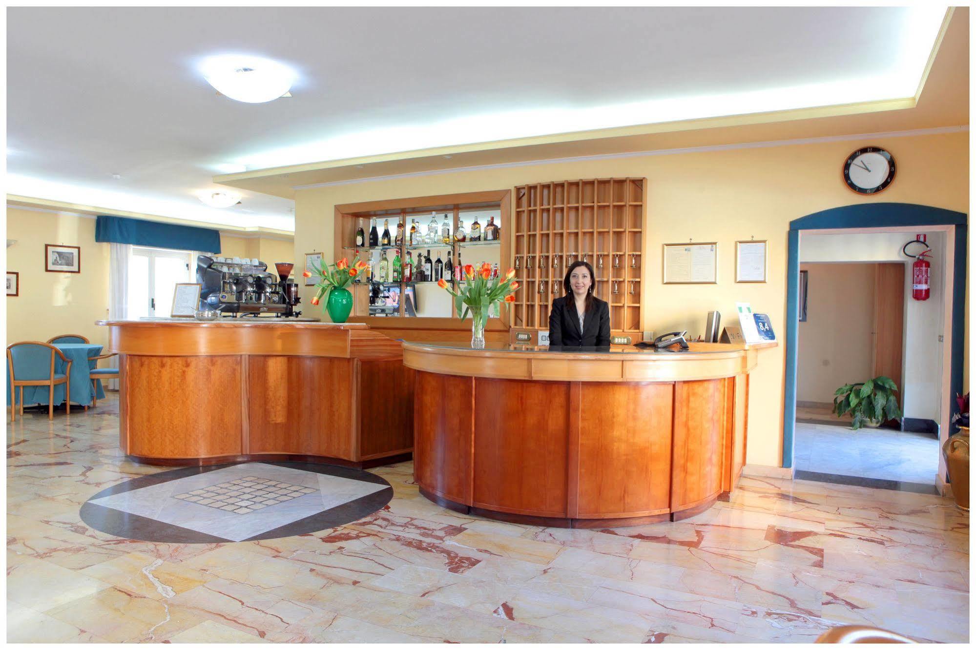 Hotel Iside Pompei Luaran gambar