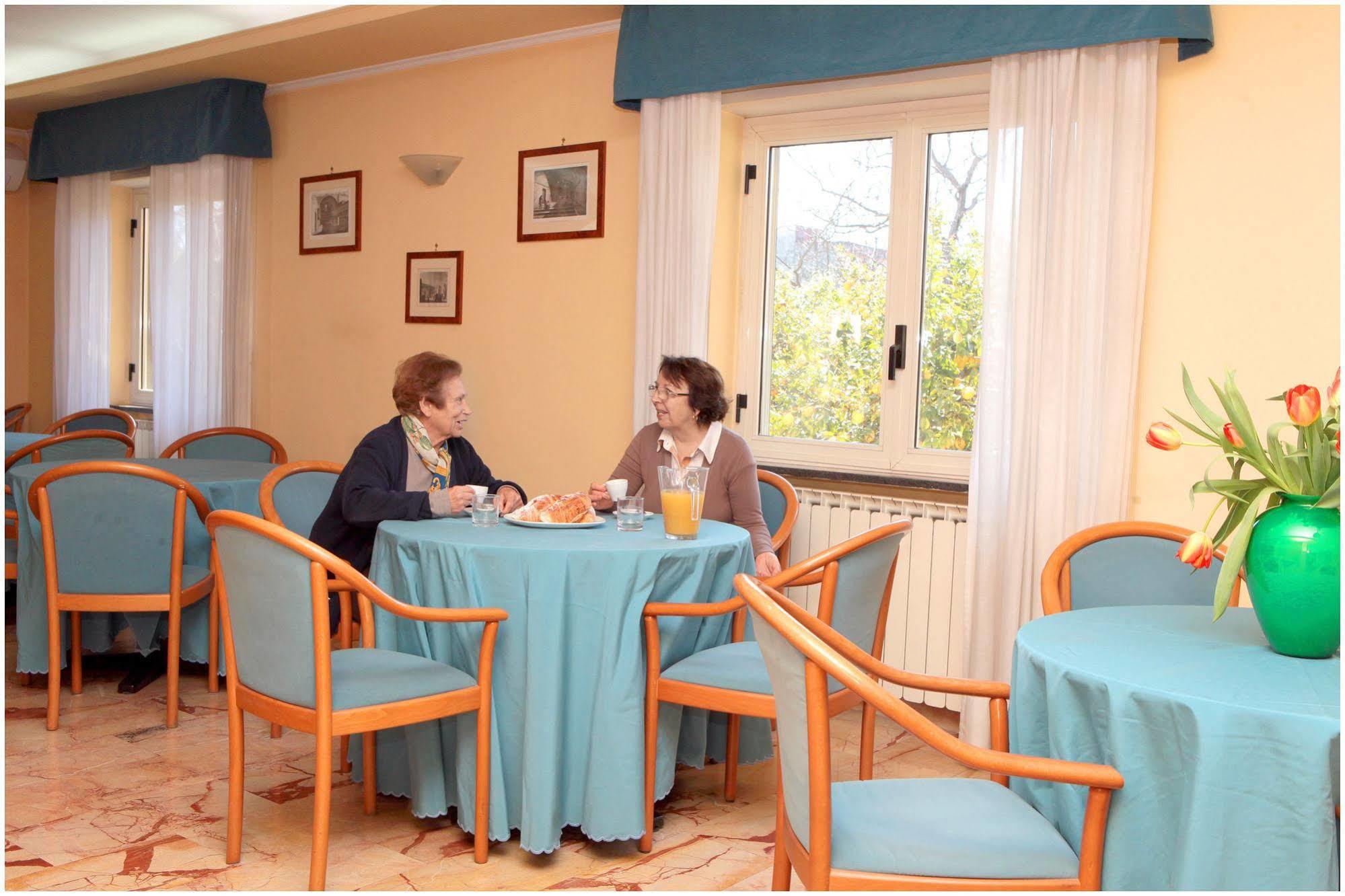 Hotel Iside Pompei Luaran gambar